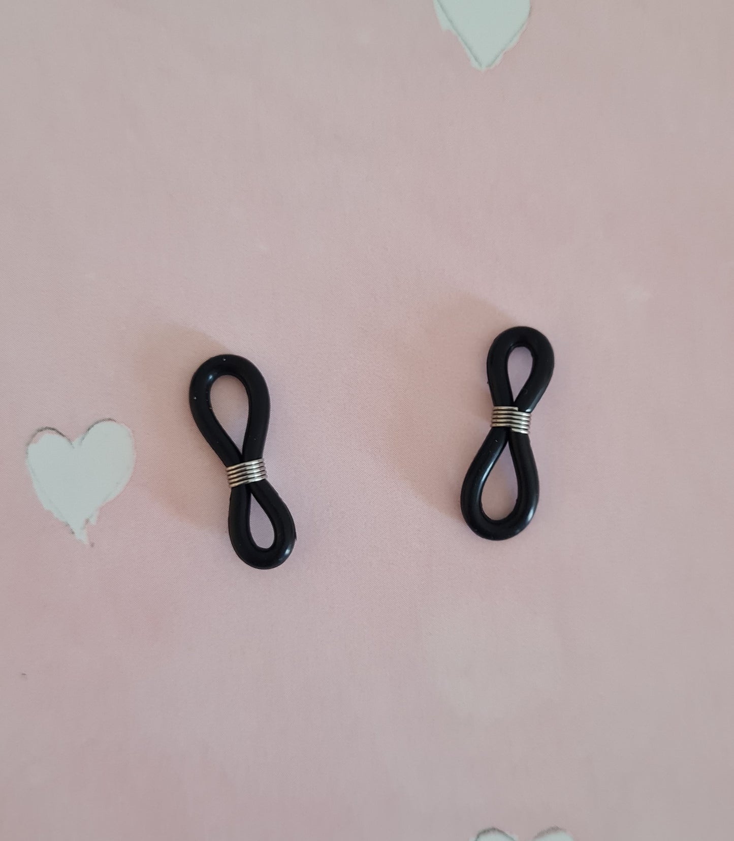 Accessoires fixation implants et prothèses pour les lunettes