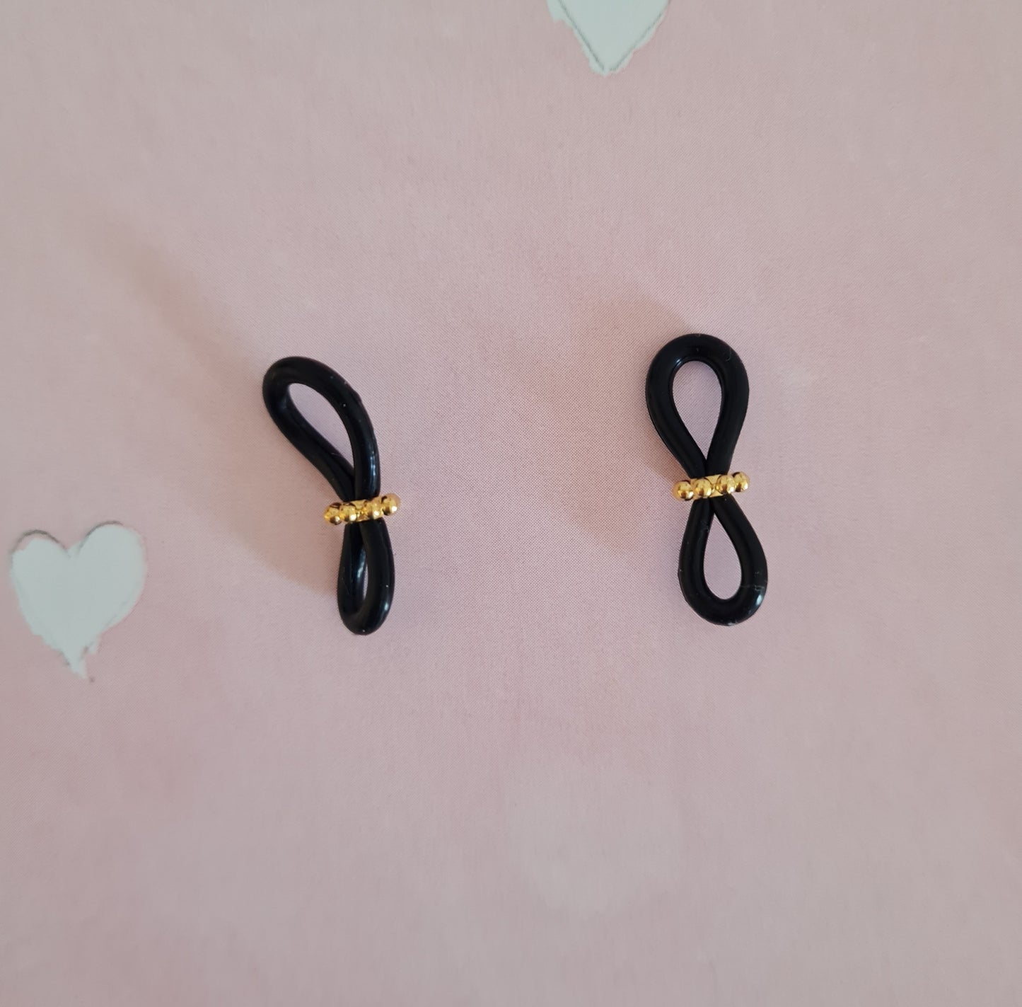 Accessoires fixation implants et prothèses pour les lunettes