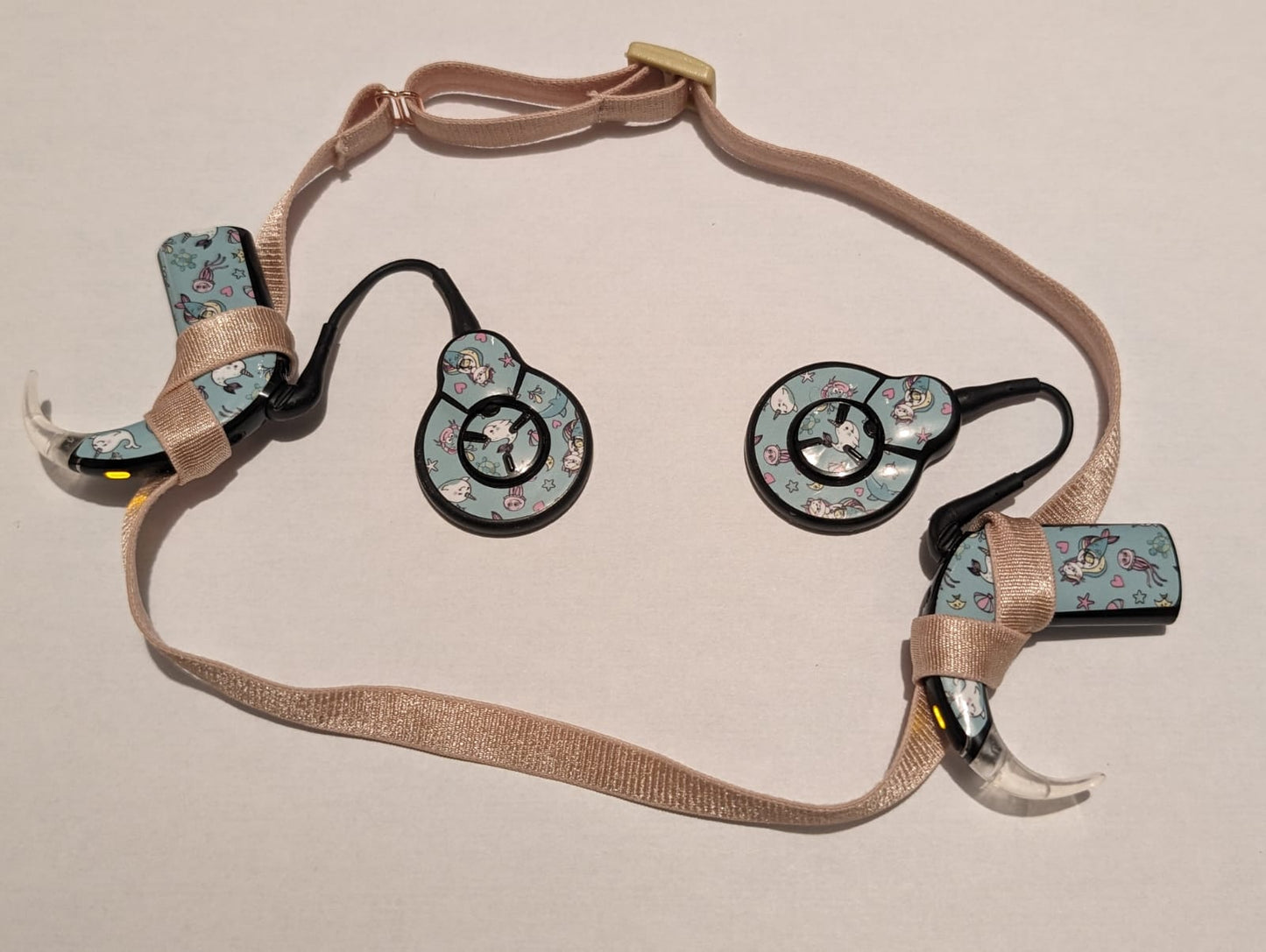 Bandeau antidérapant pour implant cochléaire et prothèses auditives pour fille 10 mm de large couleur légèrement brillante