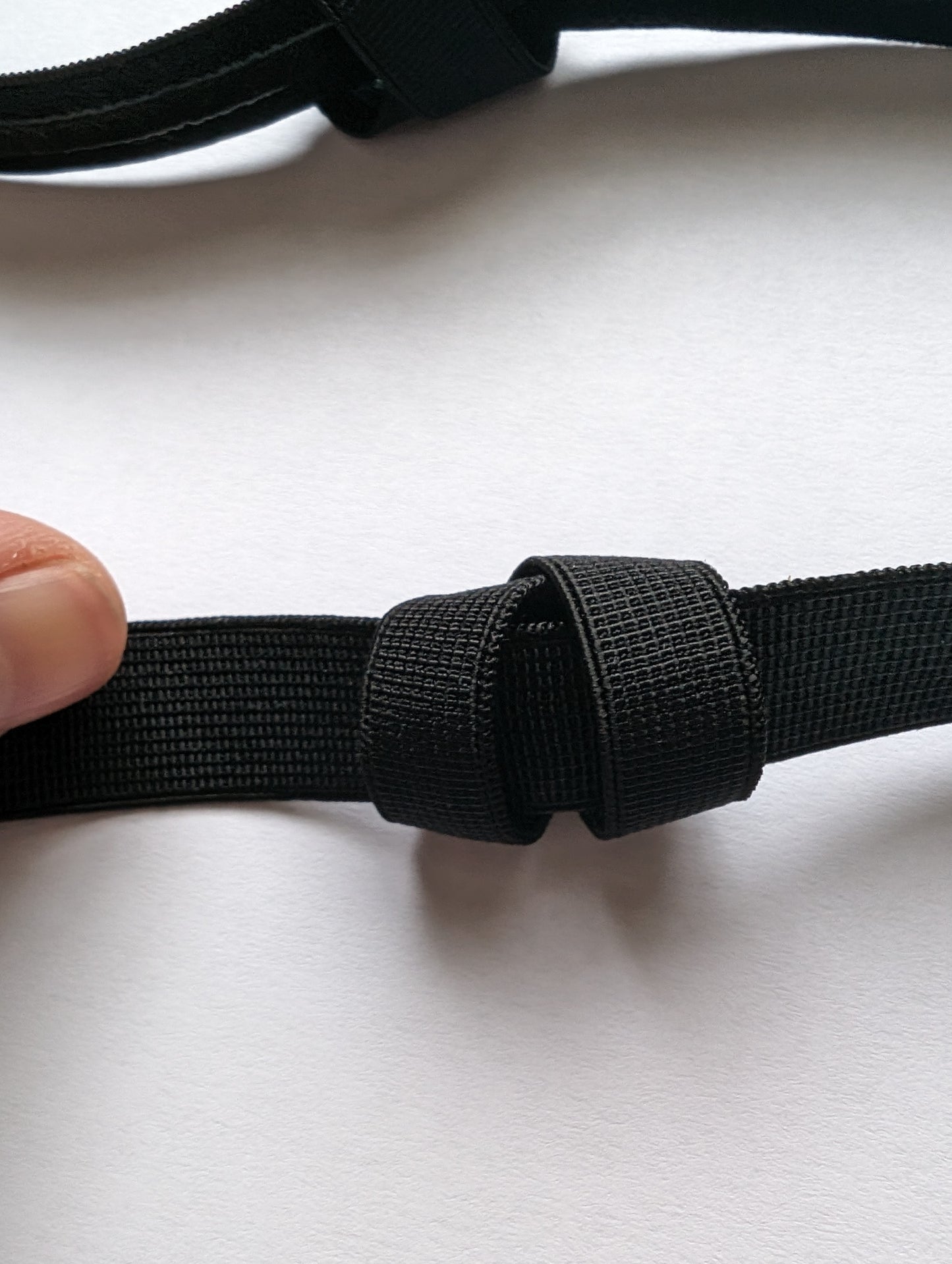 Bandeaux réglable antidérapant 15 mm pour implant cochléaire et prothèse auditive - brettelles d oreilles sécurité anti perte enfant