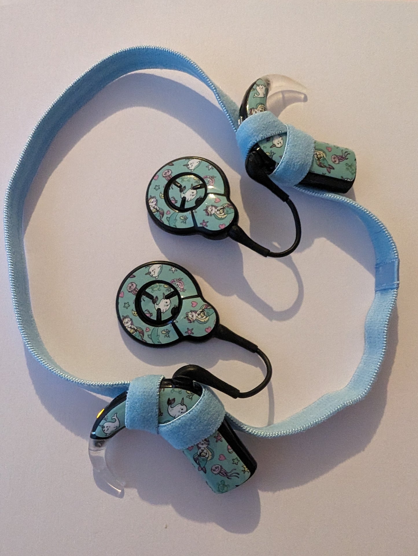 BANDEAU SPORT ANTIDERAPANT POUR IMPLANT COCHLEAIRE ET PROTHESES AUDITIVES POUR ENFANT