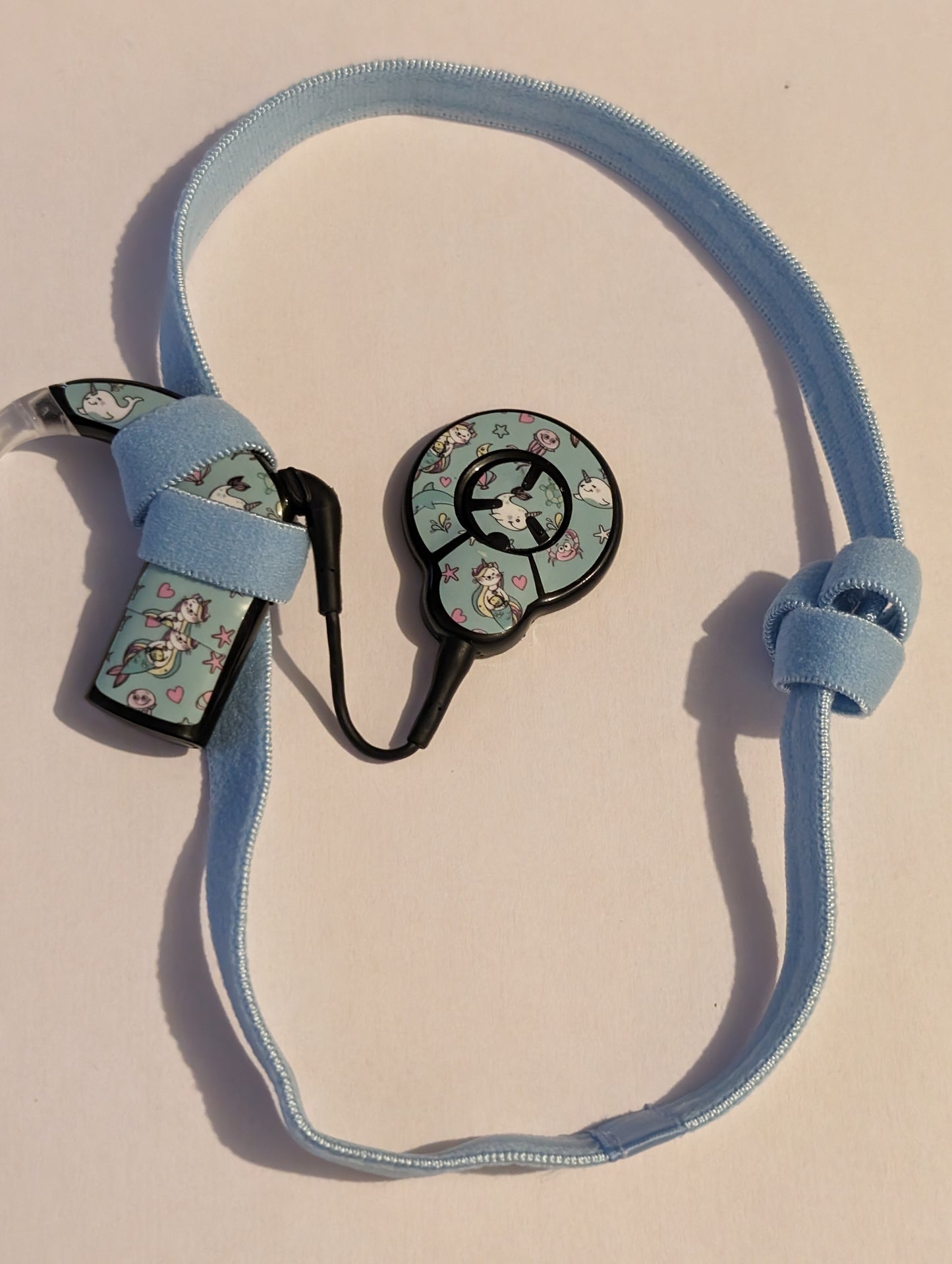 BANDEAU SPORT ANTIDERAPANT POUR IMPLANT COCHLEAIRE ET PROTHESES AUDITIVES POUR ENFANT