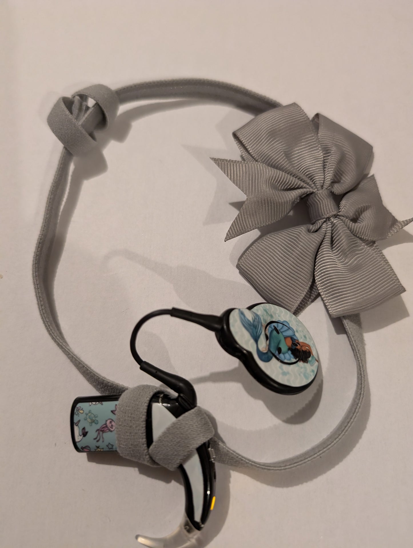 Bandeau antidérapant pour implant cochléaire et prothèse auditive avec nœud pour bebe et jeune enfant serre tete anti perte