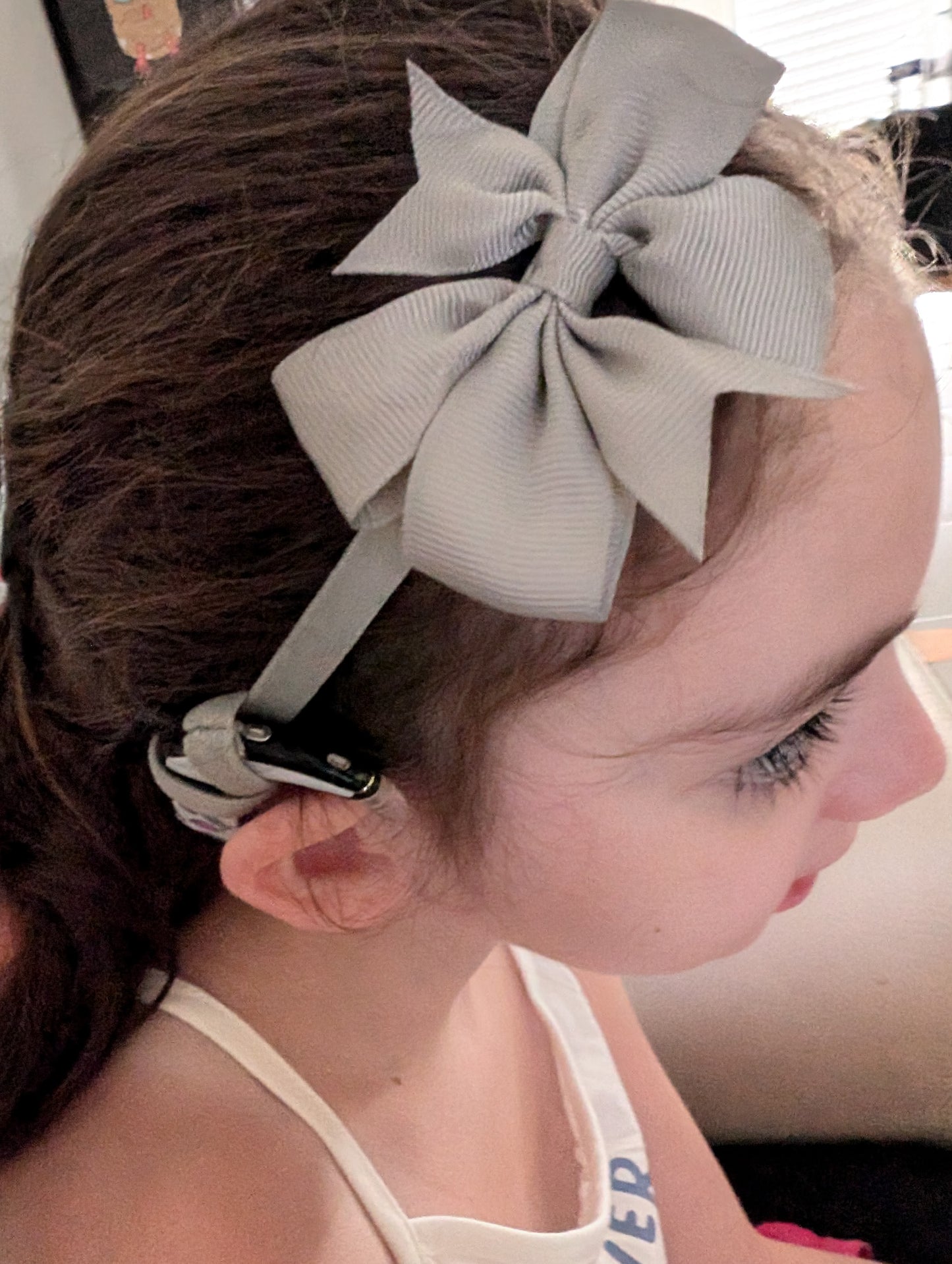 Bandeau antidérapant pour implant cochléaire et prothèse auditive avec nœud pour bebe et jeune enfant serre tete anti perte