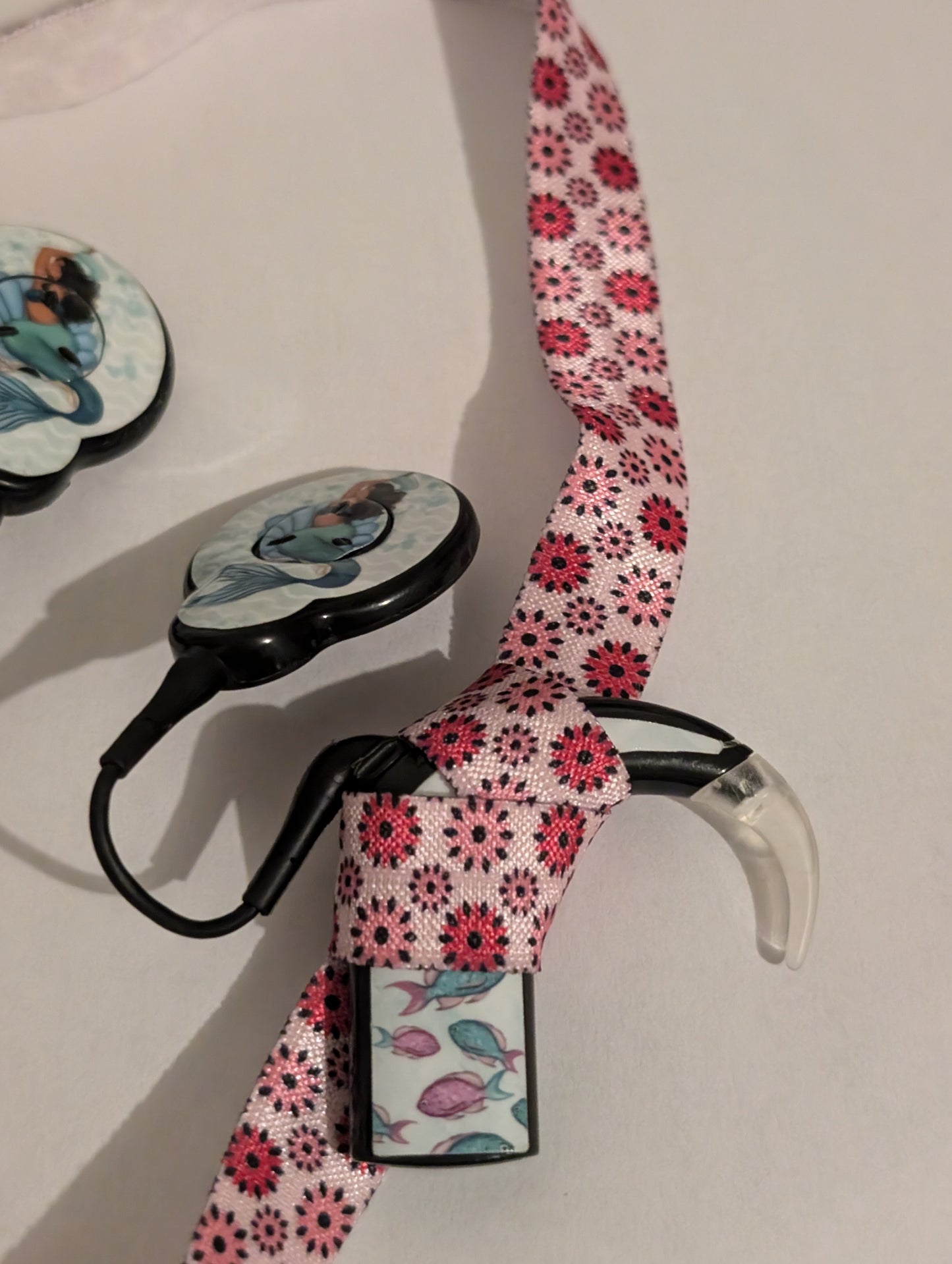 Bandeau pour implant cochleaire et prothese auditive taille ajustable brettelle oreille anti perte