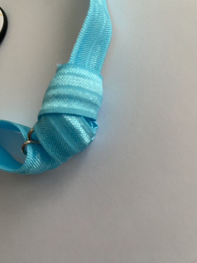 Bandeau satin antidérapant pour implant et prothèses