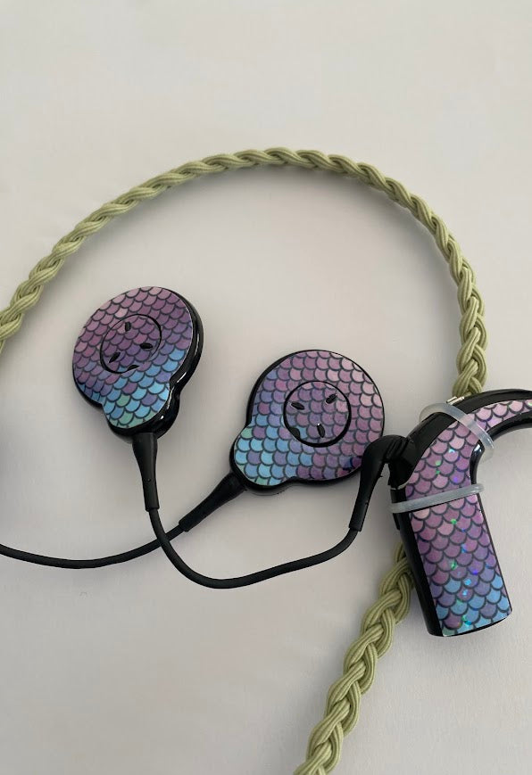 Bandeau tressé pour implant cochleaire et protheses auditives