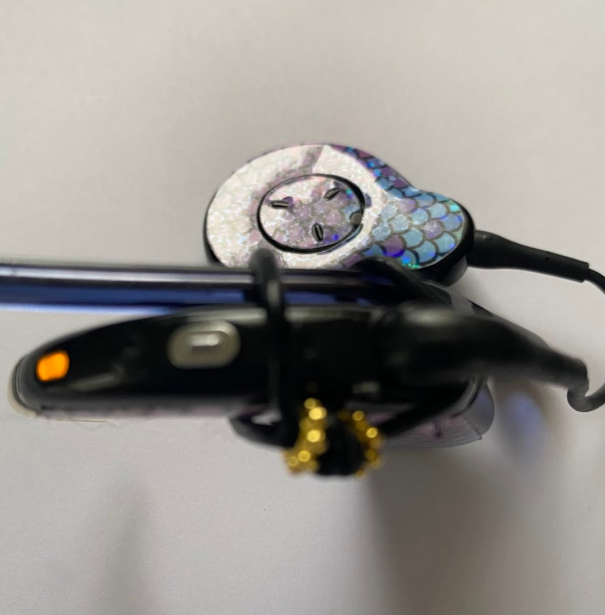 Support implant cochleaire pour lunettes
