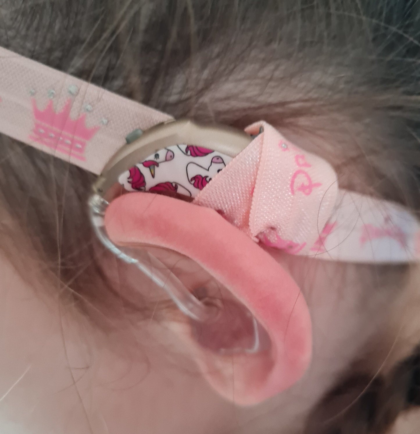 Bandeau reglable pour implant cochléaire et prothèse auditive motif princesse