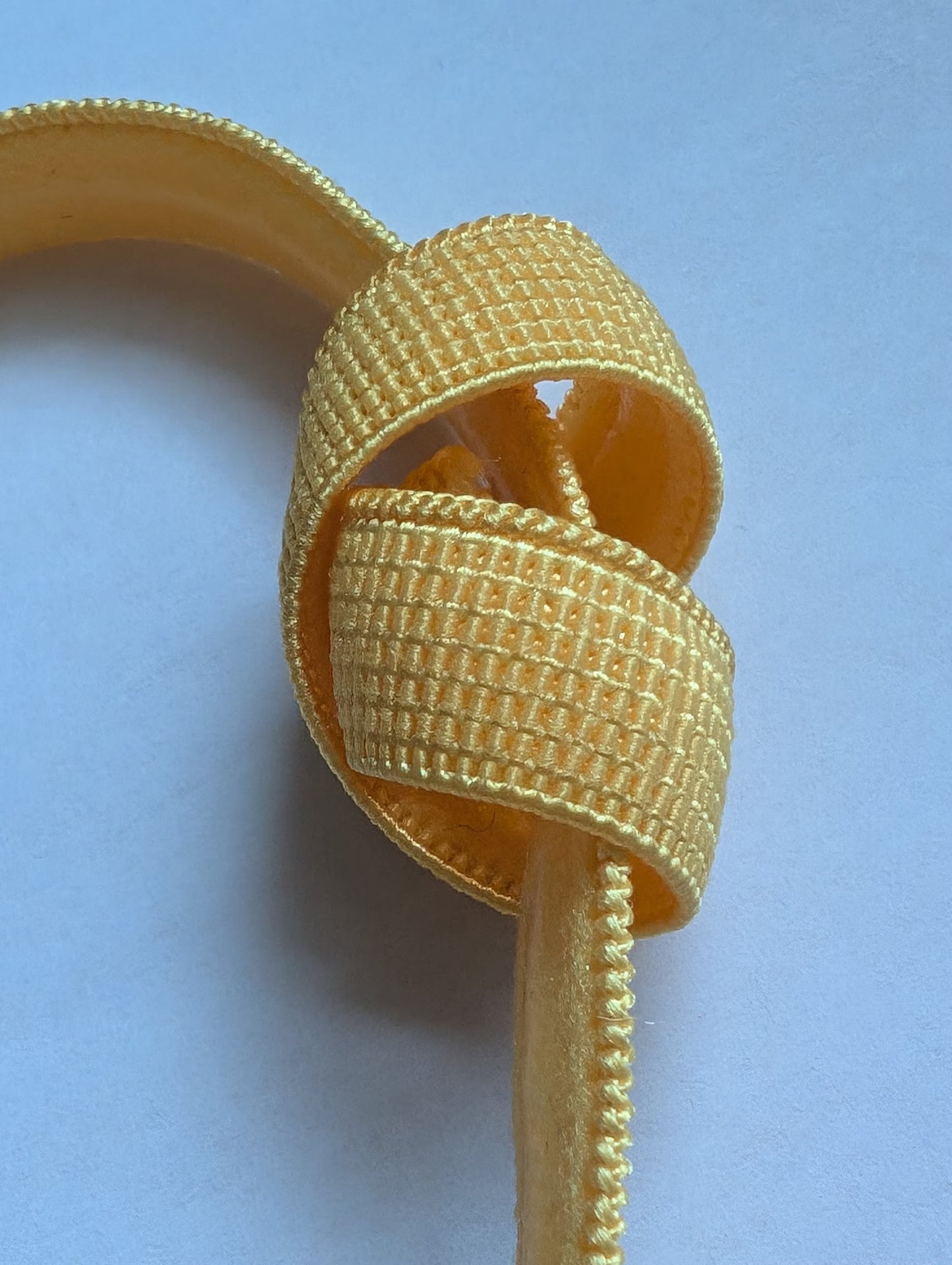 Bandeau antidérapant ajustable pour implant cochleaire et aide auditive 10 mm