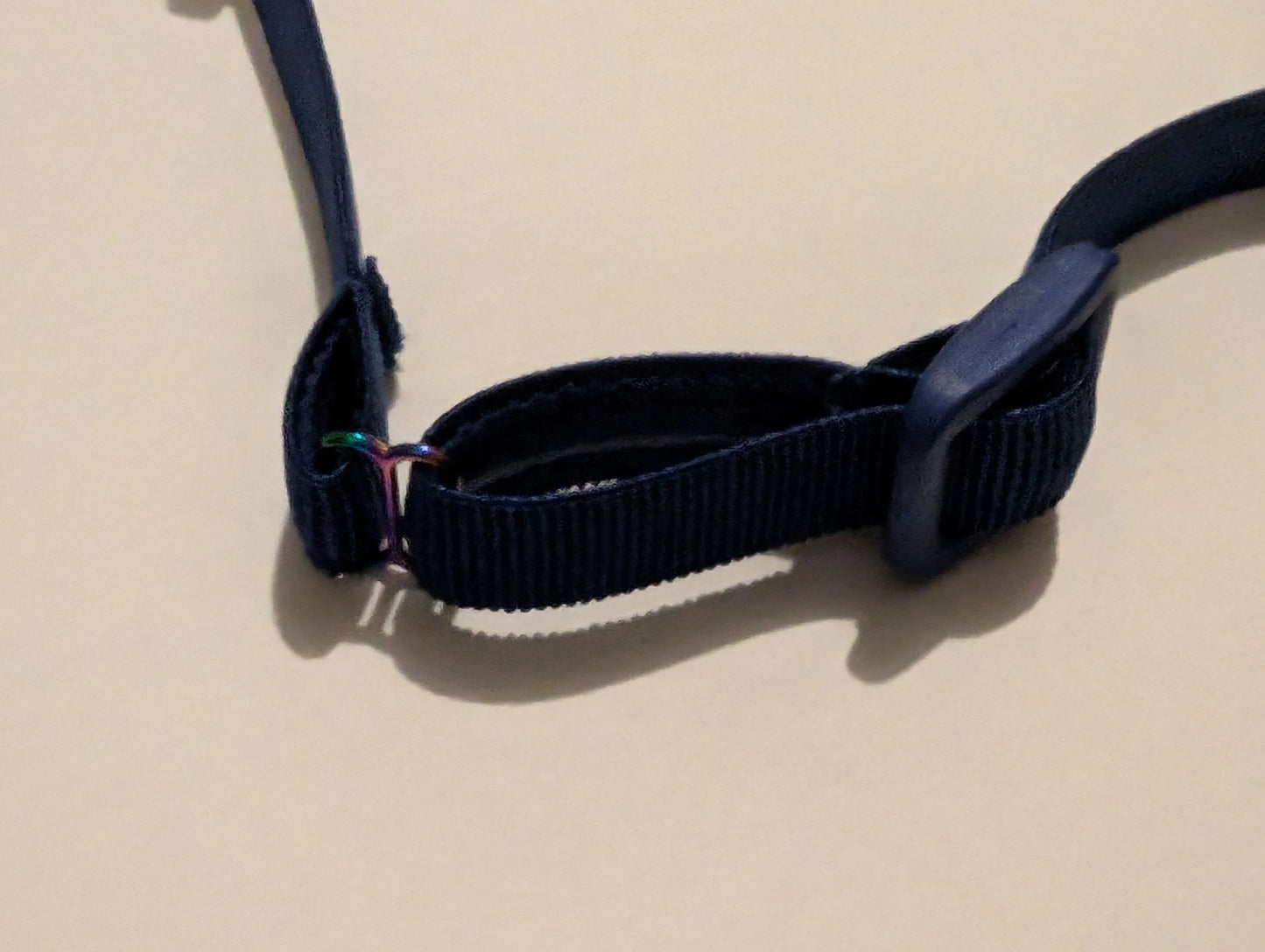 Bandeau antidérapant ajustable pour implant cochleaire et aide auditive 10 mm