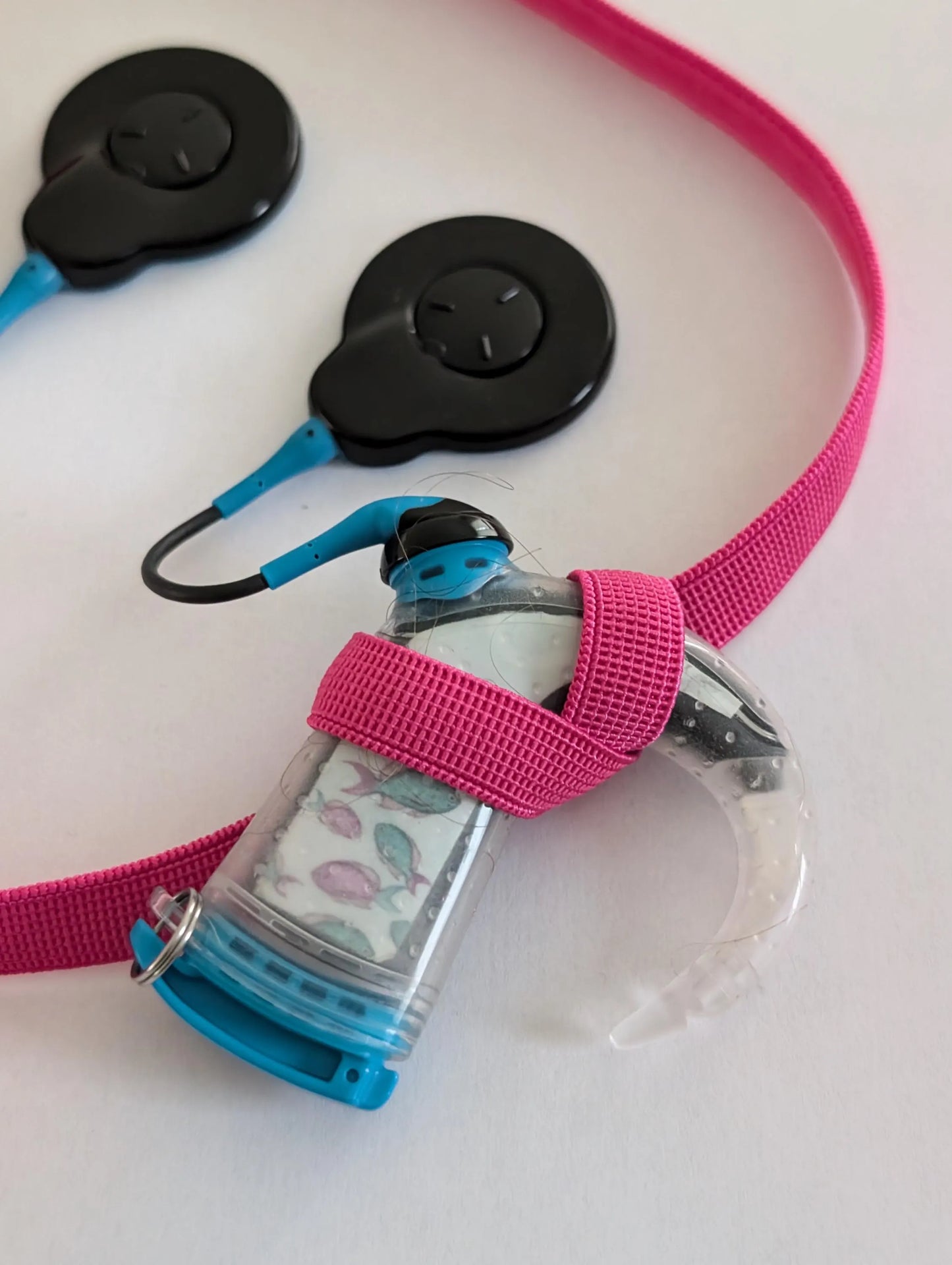 Bandeau antiderapant ajustable pour kit eau implant cochleaire spécial natation